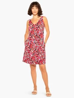 Geo Pane Dress RED MULTI 9 Geo Pane Dress RED MULTI -Classic Fashion Clothing Store M231263REDPRODUCT 04