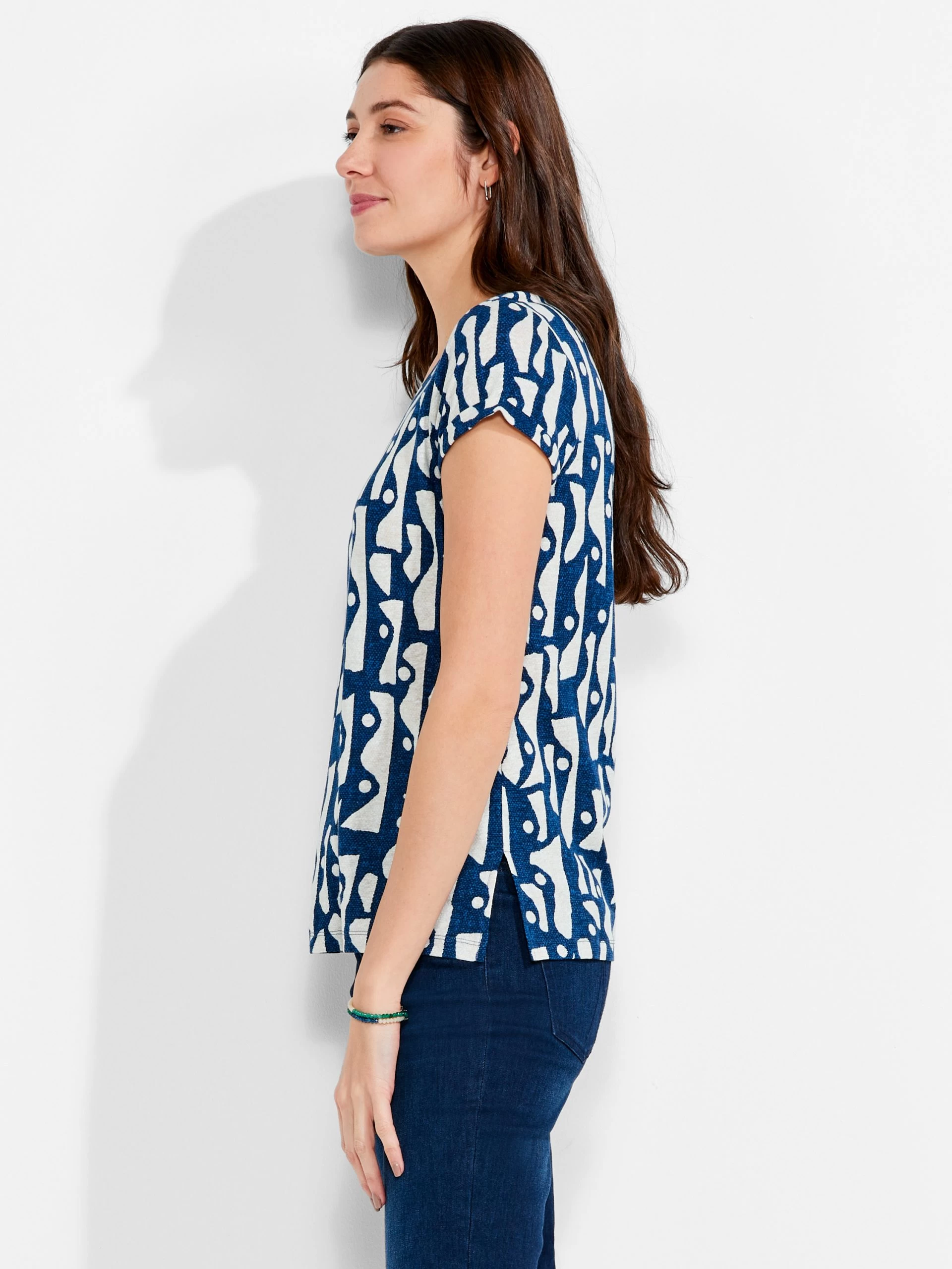 NZT High Seas Short Sleeve V Tee BLUE MULTI 4 NZT High Seas Short Sleeve V Tee BLUE MULTI - Image 2