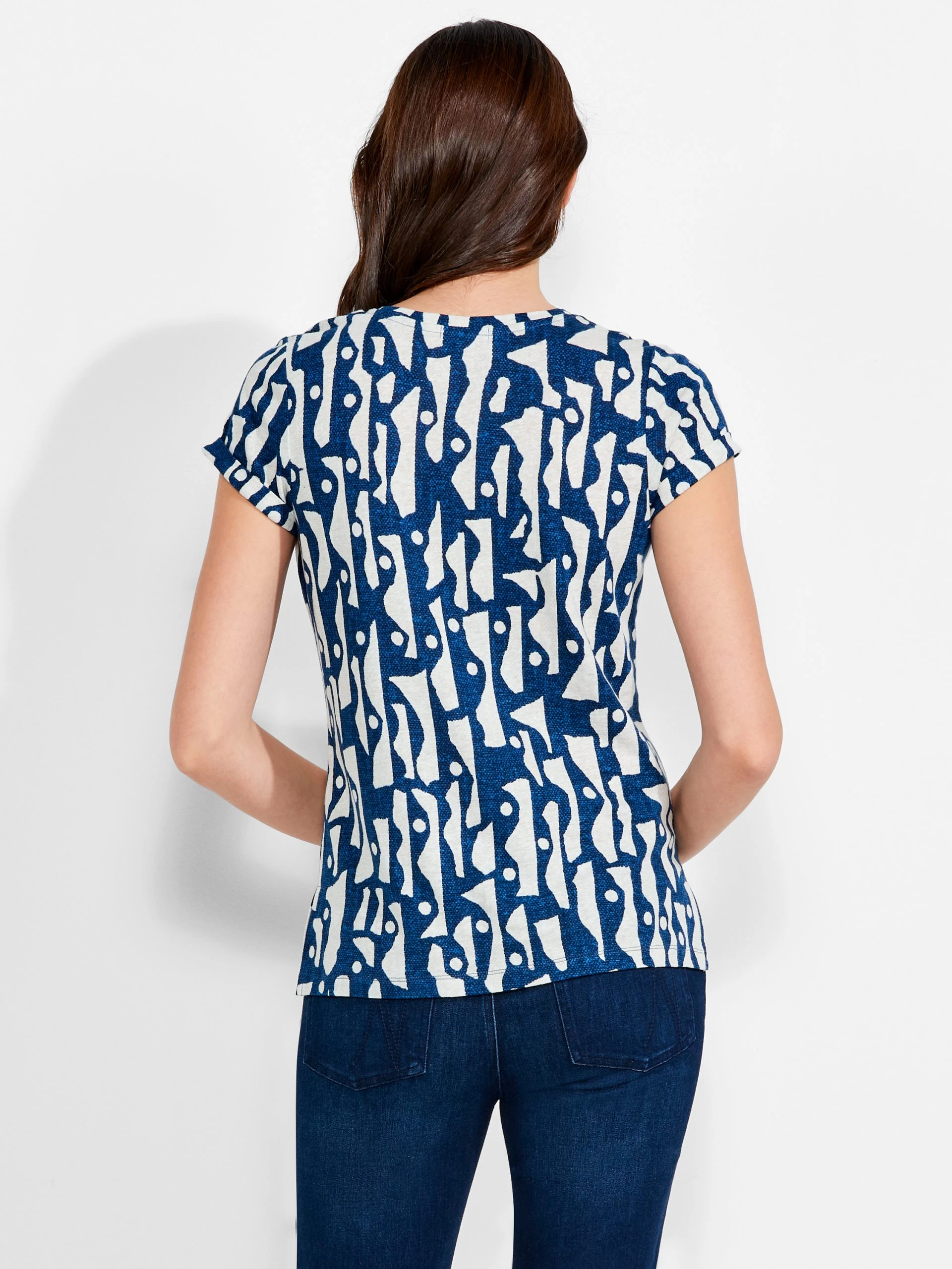 NZT High Seas Short Sleeve V Tee BLUE MULTI 5 NZT High Seas Short Sleeve V Tee BLUE MULTI - Image 3