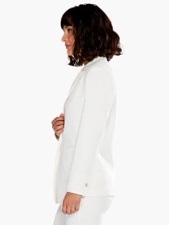 Classic Fashion Clothing Store -Classic Fashion Clothing Store S231506CRMPRODUCT 02