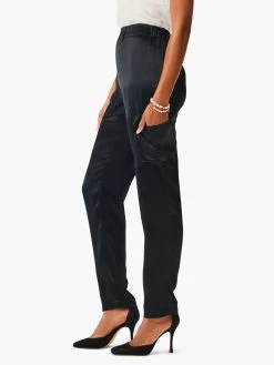 29" Elevated Relaxed Cargo Pant 8 29" Elevated Relaxed Cargo Pant -Classic Fashion Clothing Store W231801BLXPRODUCT 02