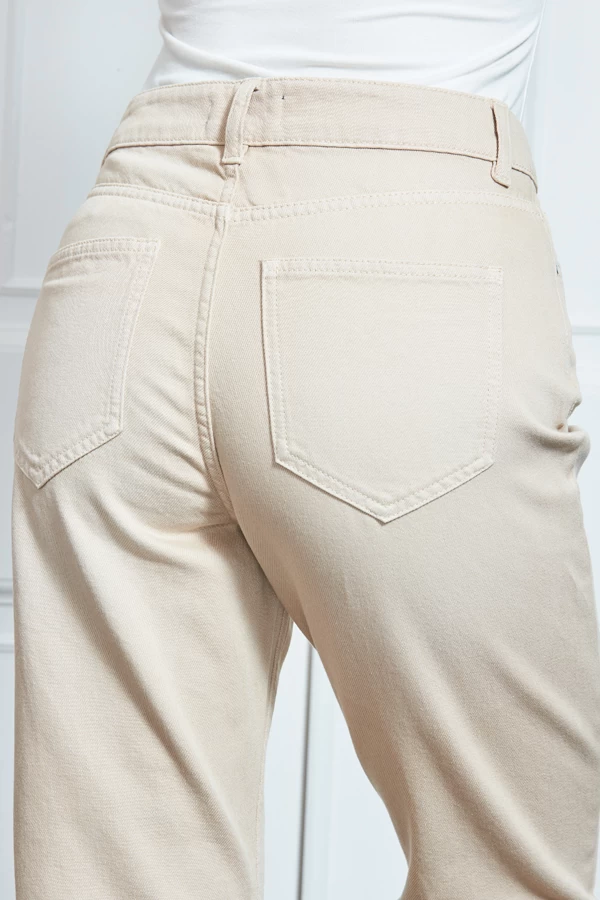 Ecru Girlfriend Jeans 11 Ecru Girlfriend Jeans - Image 9