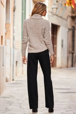 Black Wide Leg Jeans With Rose Gold Button Detail 7 Black Wide Leg Jeans With Rose Gold Button Detail -Classic Fashion Clothing Store web 20 a21tw038rdcv01 125 1