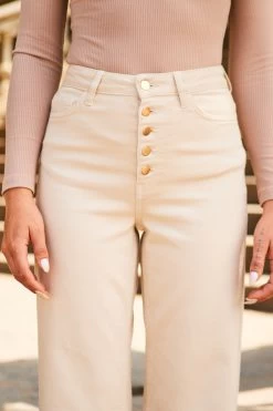 Ecru Button Front Wide Leg Jeans -Classic Fashion Clothing Store web 2307 35 s23bd054nl0001 s23tj169bn0024 35 313
